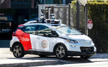 Cruise's Robot Car Outages Are Jamming Up San Francisco