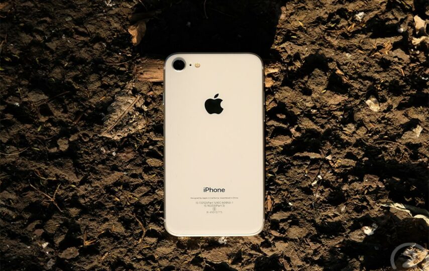 iPhone 8