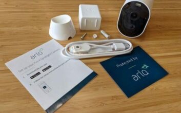 How to download the Arlo app for iPhone and pc