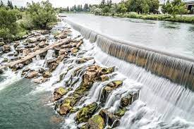 How Much Money Do Tradesmen Make In Idaho Falls