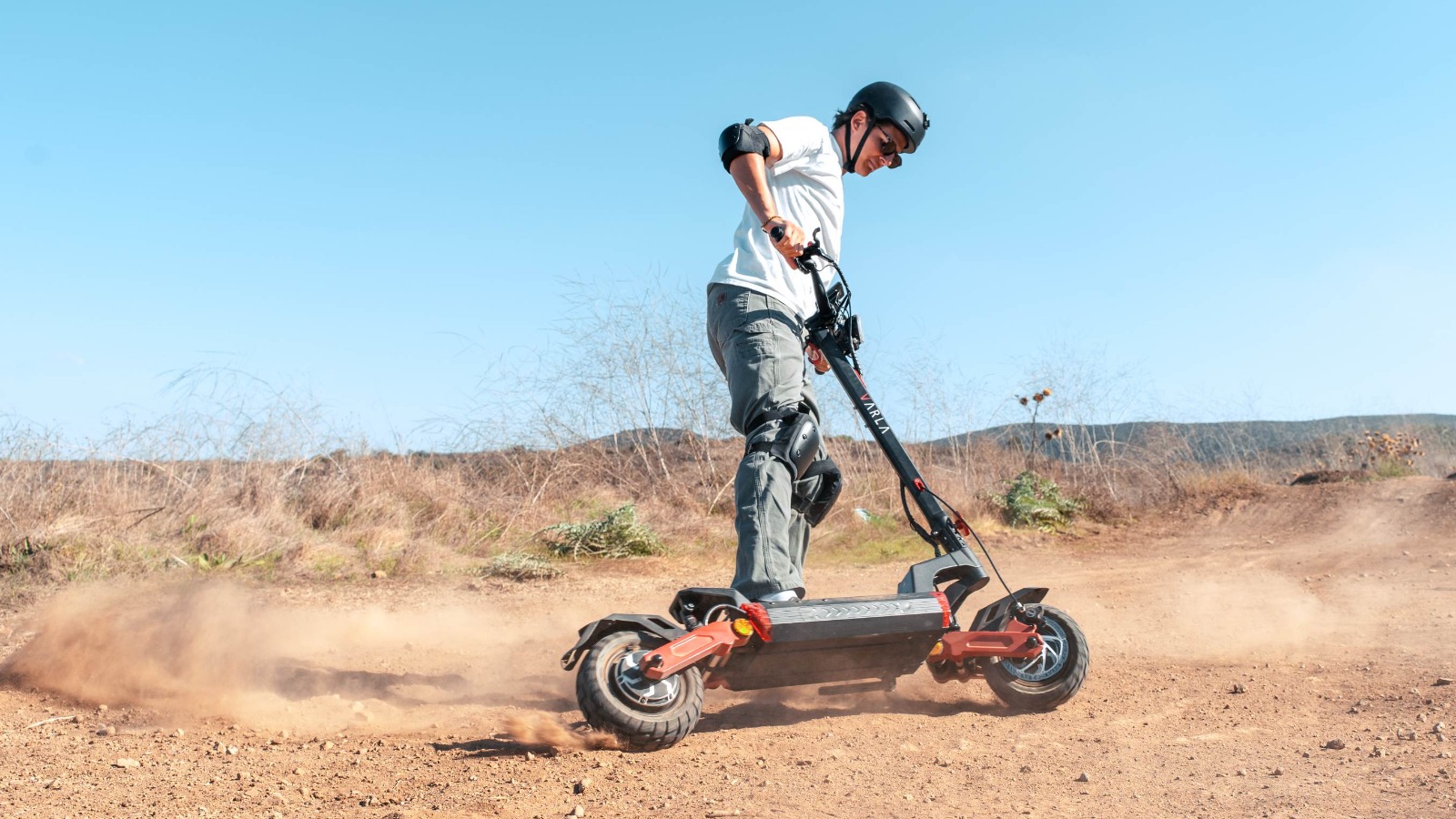 Varla Eagle One V2.0' E-scooter Thumb Throttle: A Perfect Blend of ...