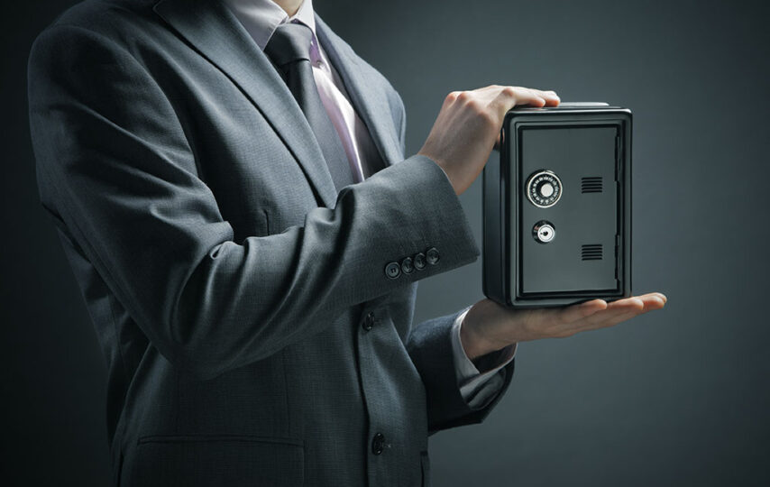 Tips for Selecting a Secure Safety Deposit Box That Matches Your Lifestyle