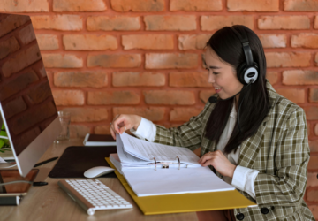 7 Industries Benefiting From Faster Messaging