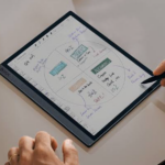 Deep Dive into Compact E-Readers and E-Ink Technology