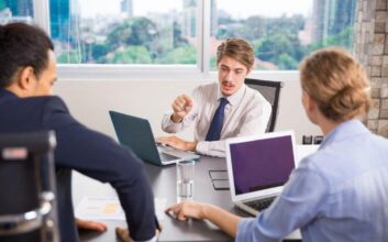 Find the Right PRO Services Company in Dubai