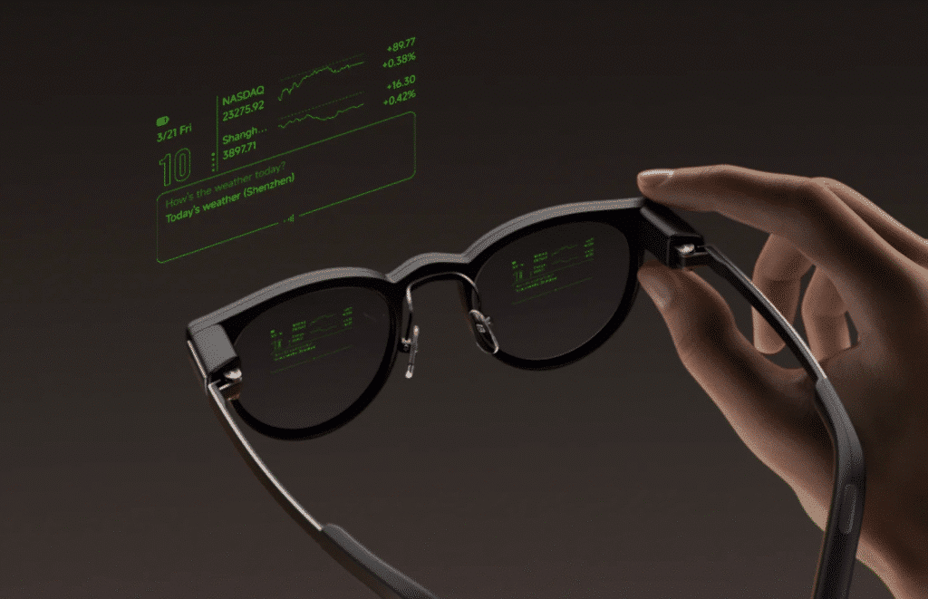 Dual HUD Experience Keeps Essential Information in Sight