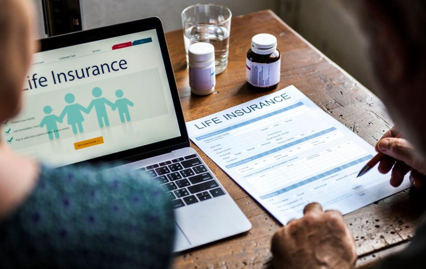 How to Compare Life Insurance Policies Online